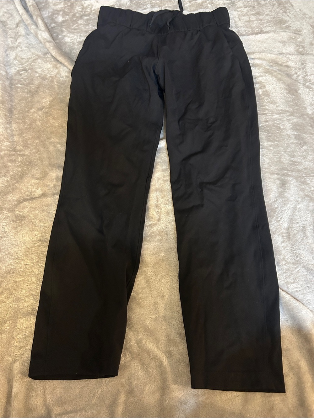 Lululemon on the fly pant in black